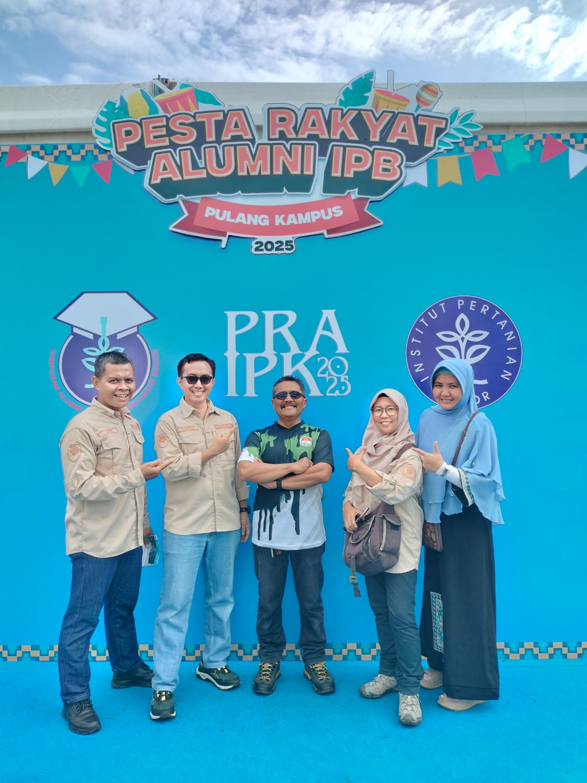 Dokumentasi Alumni Menwa IPB Back to Barrack — Bersatu dalam Kejayaan - Foto 16