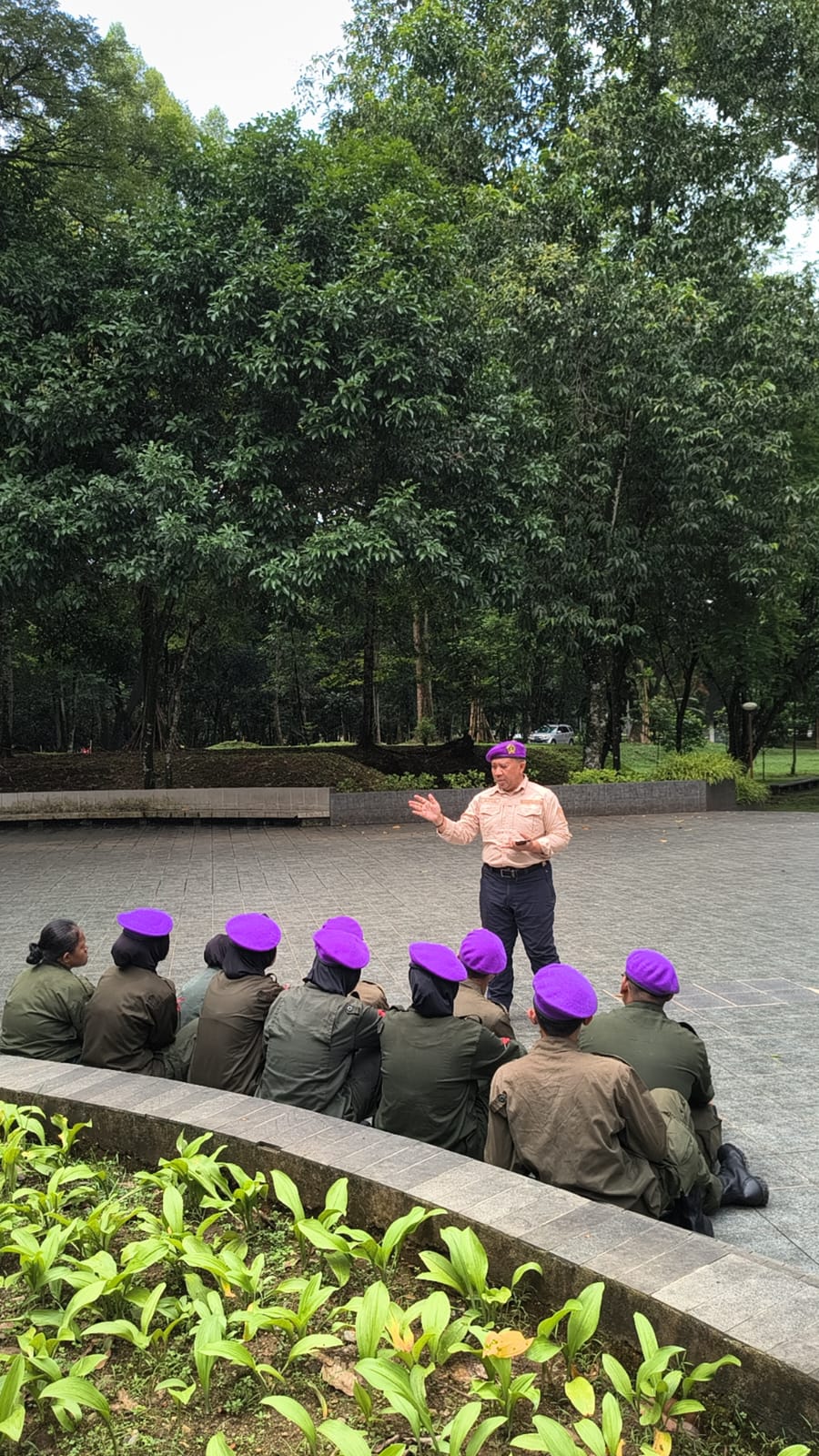 Dokumentasi Kegiatan Penyambutan Menwa Baru Pasca Diksar — Tradisi & Kehormatan Korps - Foto 8